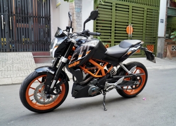 KTM Duke390 Date 11/2021 BSSG